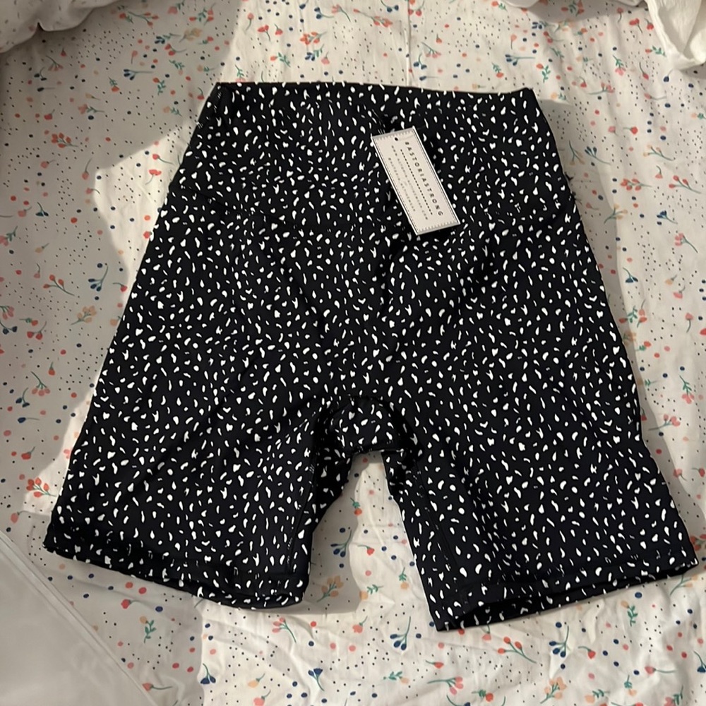 Astoria active shorts